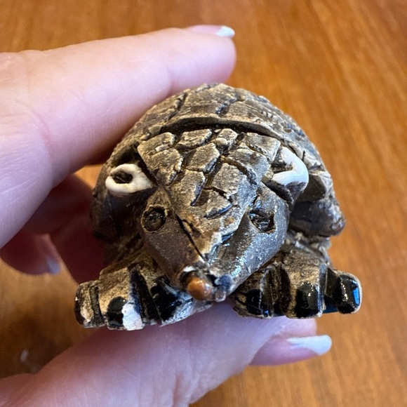 Vintage Armadillo Figurine Artesania Rinconada Uruguay Signed - Picture 7 of 7